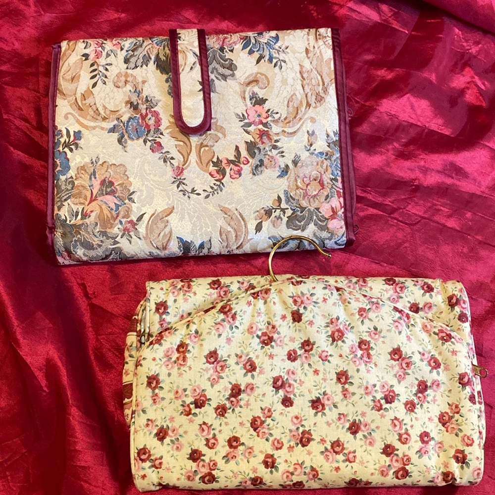 Traveling Makeup Bags